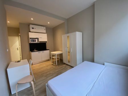 Location Appartement 1 pièce 19m² LYON 3ème - Photo 4