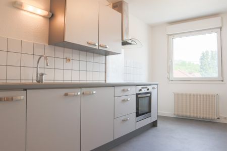 Location Appartement 3 pièces 87m² RIXHEIM 68170 - Photo 4