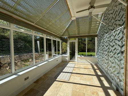 4 bedroom detached house to rent - Photo 3