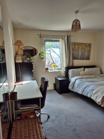 2 Bed Flat, Goldsmith Close, HA2 - Photo 3