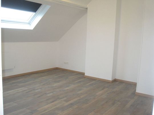 A LOUER APPARTEMENT PROCHE GARE ET CENTRE VILLE ST QUENTIN 02100. - Photo 1