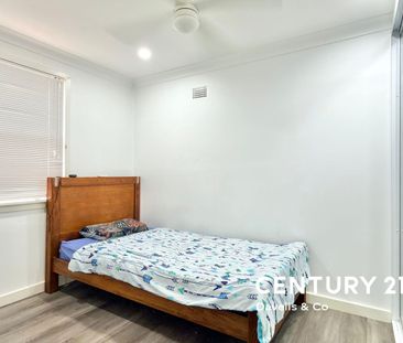 Spacious Modern Living with Outdoor Entertainer's Spaces! - Photo 4