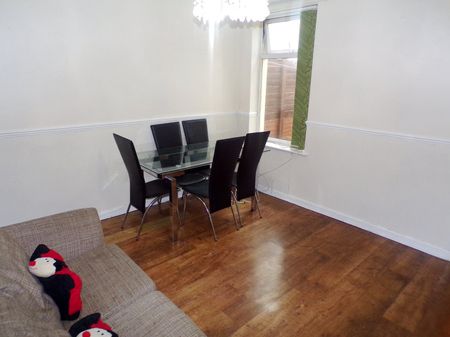 3 bedroom house to rent - Photo 3