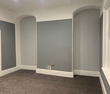 None, None - Photo 4