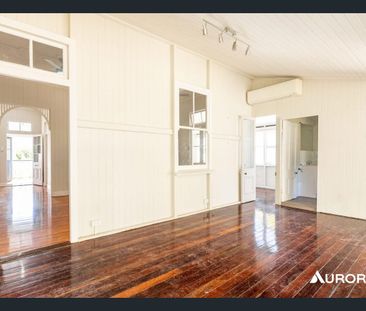 Classic Queenslander Charm in Prime Inner-City Location - Photo 1