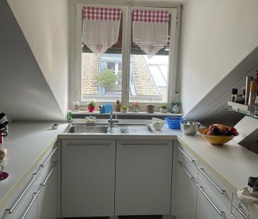 Charming 3-room attic apartment on the 4th floor - Photo 4