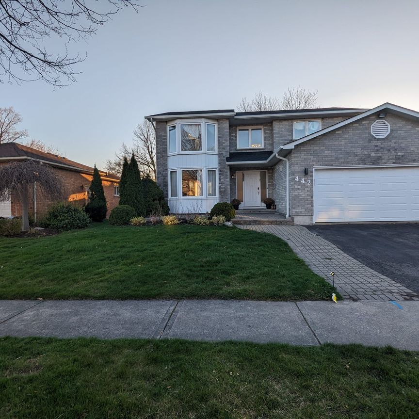 For Lease - 442 Rimosa Court Unit# Upper, Oshawa, Ontario - Photo 1