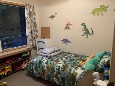 Tidy Townhouse - Photo 4