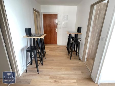 Location Appartement 1 pièce 12m² POITIERS 86000 - Photo 3