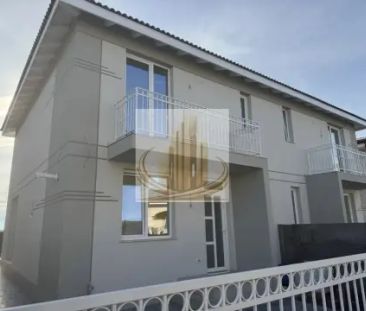 Casă Individuală de Închiriat în Giroc 200 mp Utili 4 Dormitoare Garaj - Fotografie 1