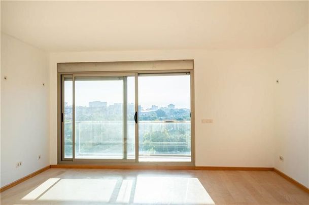 Palma de Mallorca, Balearic Islands 07013 - Photo 1