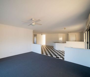 Spacious 4 x 2 Family Home in Jane Brook! - Photo 1