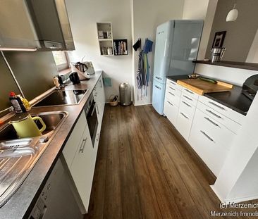 Objektdetails: Köln - Dünnwald - Wohnung Sehr schöne 5-Zimmerwohnung auf 2 Ebenen mit Dachbalkon und herrlichem Grünblick - Foto 1