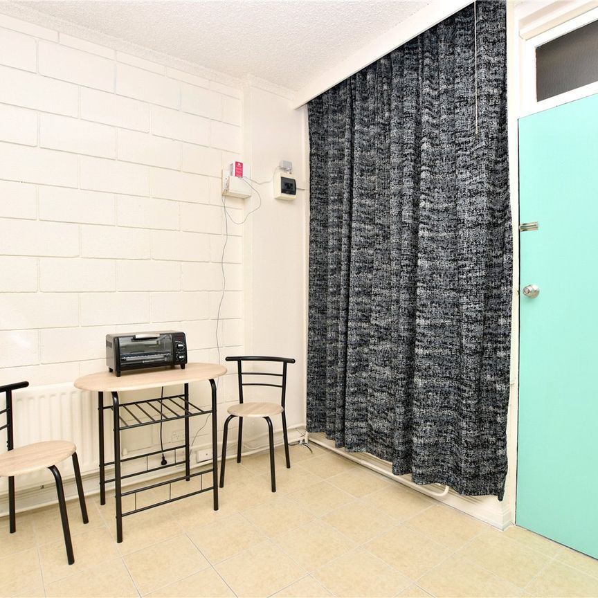 201/500 Flinders Street - Photo 1