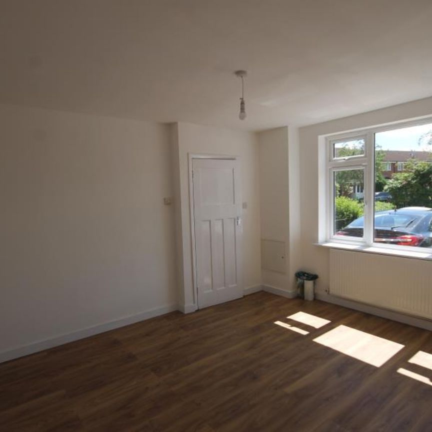 NEWPORT - £1,100 pcm - Photo 1