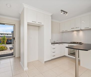 15/19 Eacott Street - Photo 4