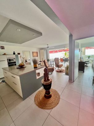 Location Appartement 75.52m² 3 pièces Fort de france - Photo 1