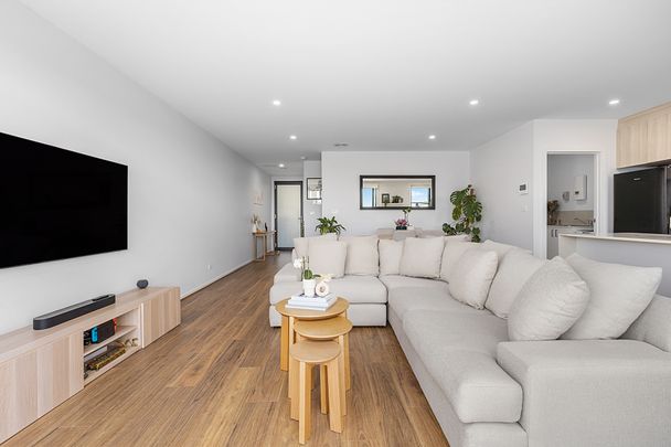 Light-Filled Modern Townhome in Denman Prospect - Photo 1