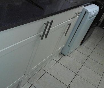 4 bedroom house share to rent - Photo 2