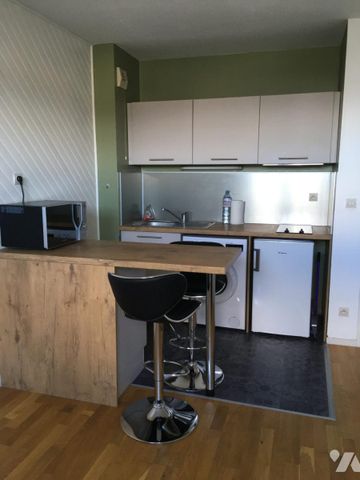 STUDIO 21 m2 GARE NORD - Photo 3