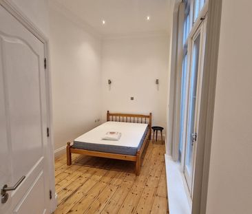 1 Bed Flat, Balls Pond Road, N1 - Photo 2