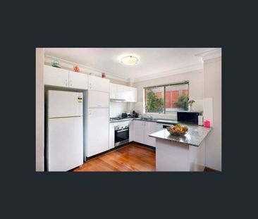 Private & Convenient - Photo 3