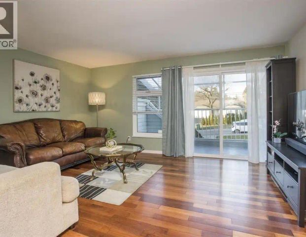 Upper-9890 LYNDHURST STREET — 3 Bedroom - Photo 1