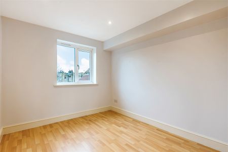 John Maurice Close, London, SE17 1PY - Photo 3