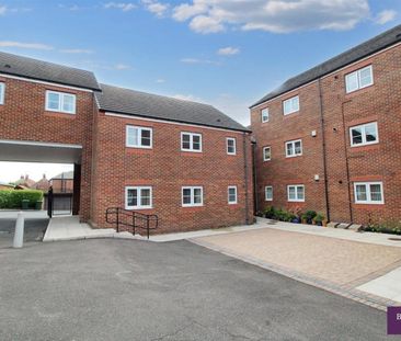 2 bed Flat - To Let - Photo 6