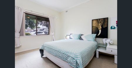 Spacious 3 bedroom family home with excellent undercover entertaining area! - Photo 5