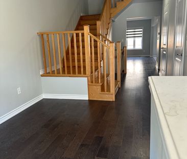 For Lease - 5 Hines Street, Brampton, Ontario - Photo 4