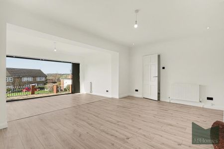 3 bedroom apartment to rent - Photo 4