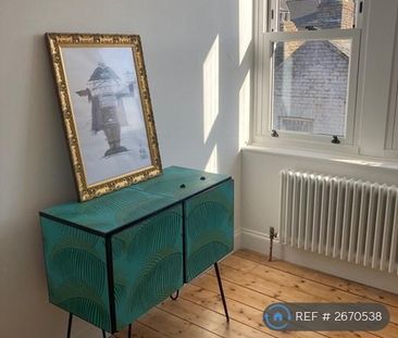 4 bedroom terraced house to rent - Photo 1