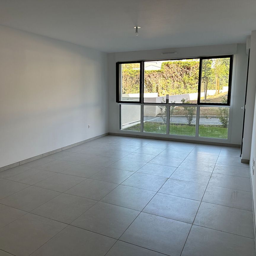 Location Appartement 3 pièces 66m² - Photo 1