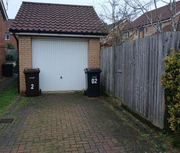 4 bedroom semi-detached house to rent - Photo 1