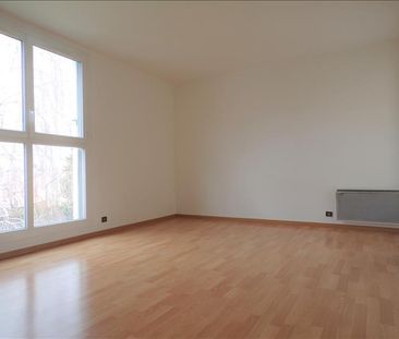 Location Appartement 3 pièces 66m² - Photo 3