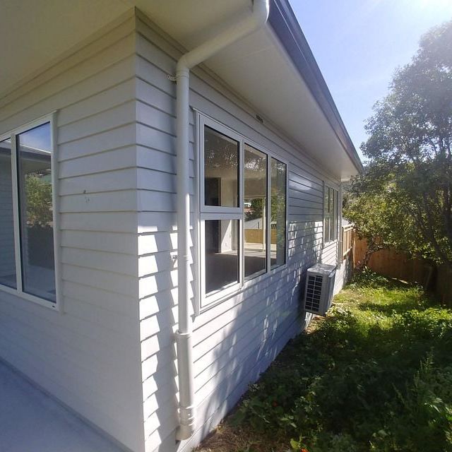 Modern 3-Bedroom Home in Redwood, Tawa – June 2025 - Photo 1