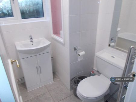 1 bedroom maisonette to rent - Photo 4