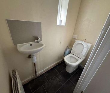 Bells Moor Road, West Bromwich, West Midlands, B70 - Photo 6