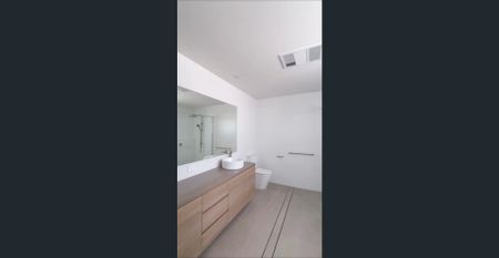 Brand New Luxury 4 Bedroom Home Available Now - Photo 5