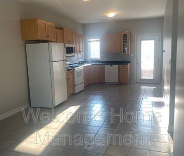 $2,195 / 3 br / 1 ba / Bright & Spacious 3-Bed Upper Unit in Thorold - Photo 5