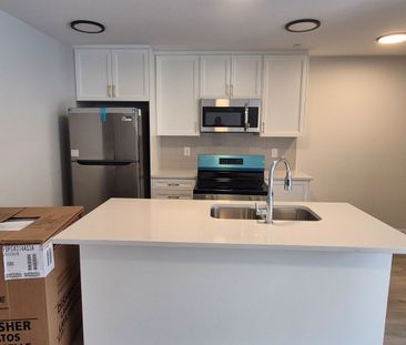 For Lease - 401 Glenroy Gilbert Drive Unit# 9, Barrhaven, Ontario - Photo 6