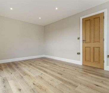 Eriswell Road, Worthing, BN11 - Photo 6