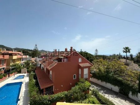 Alquiler de chalet adosado en Valdeolletas-Las Cancelas-Xarblanca - Photo 3