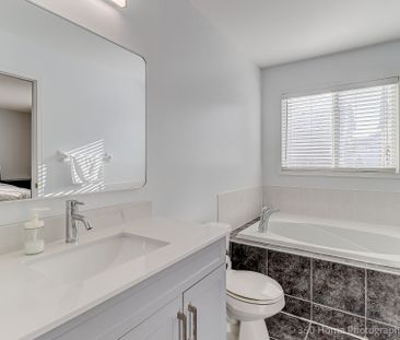 For Lease - 51 Lebovic Drive, Richmond Hill, Ontario - Photo 2