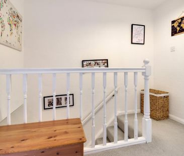 3 bedroom terraced house to rent - Photo 1