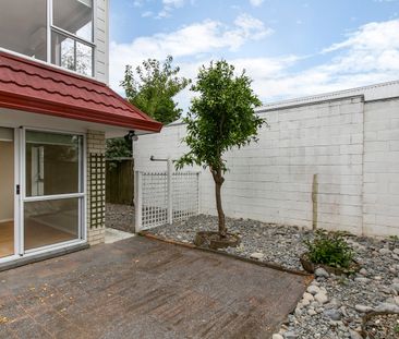 Unbeatable Location - Walking Distance to the Village & Train Station - Photo 4