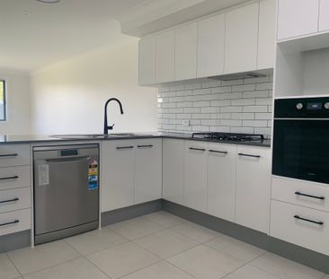 Brand new duplex in The Grange Estate - Photo 4