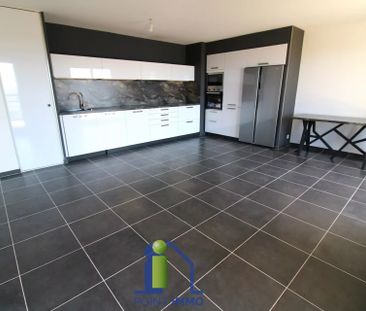 Location Appartement 3 pièces 63m² MARSEILLE 13ème - Photo 3