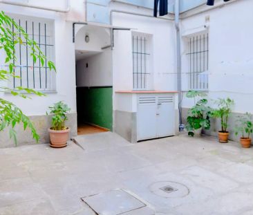 1-bedroom apartment for rent in Embajadores, all bills included - Photo 4
